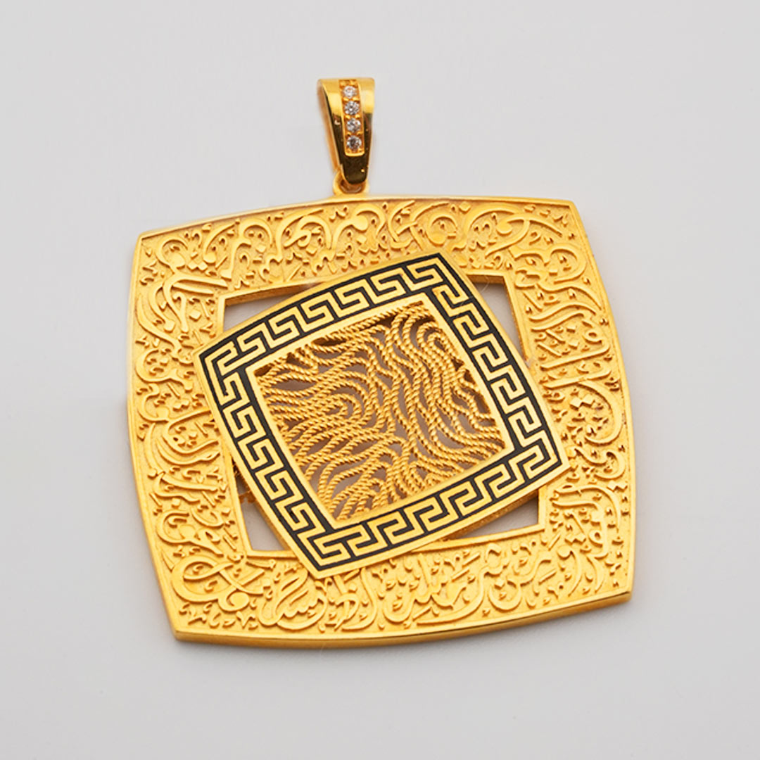 21K Gold pendant 