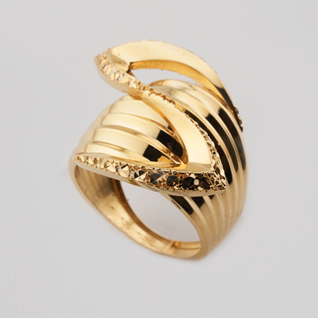 18K Gold Ring 