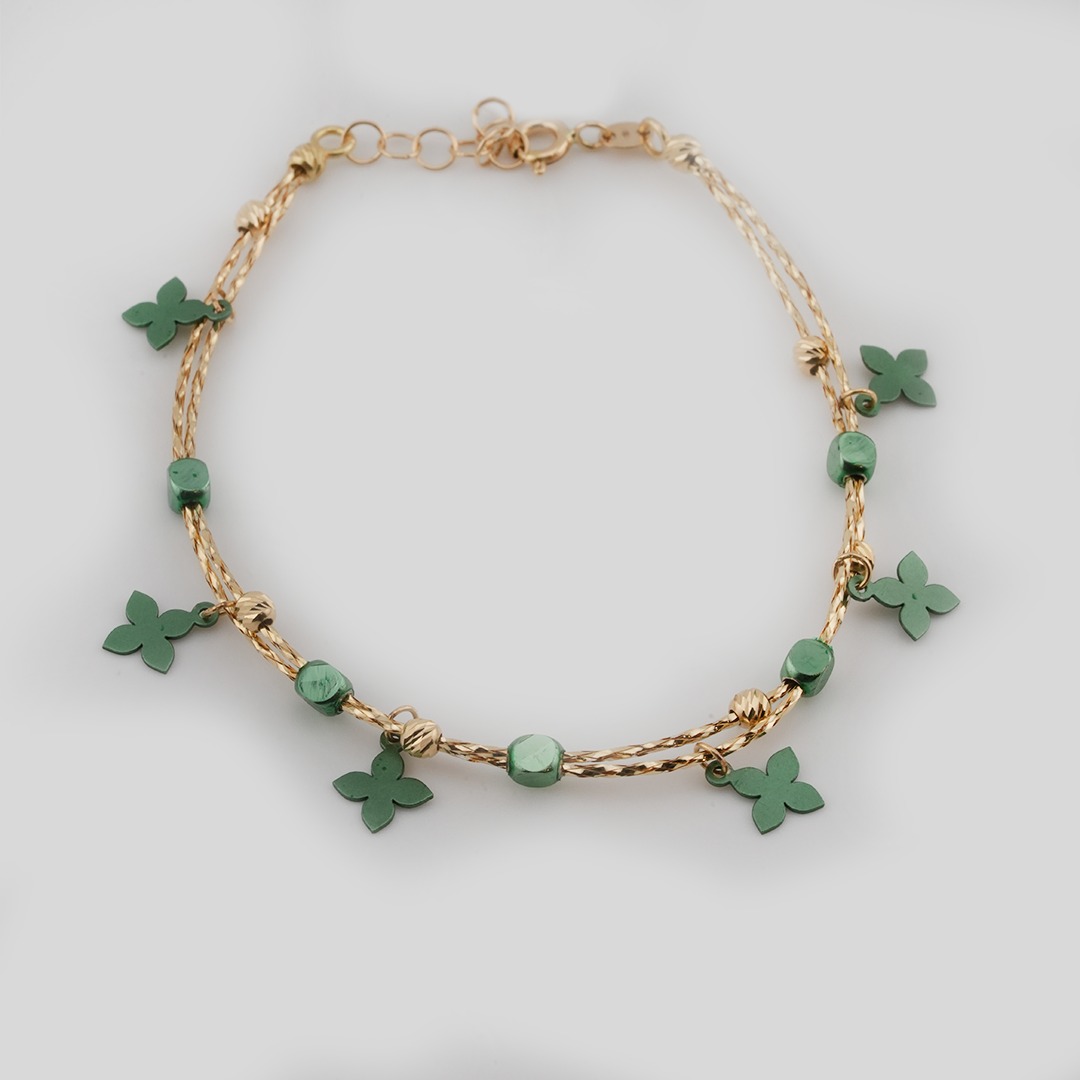 18K Gold Bangle 