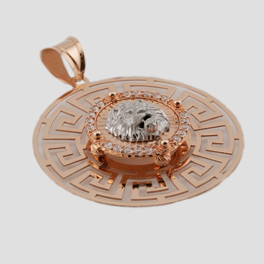 18K Gold Pendant 