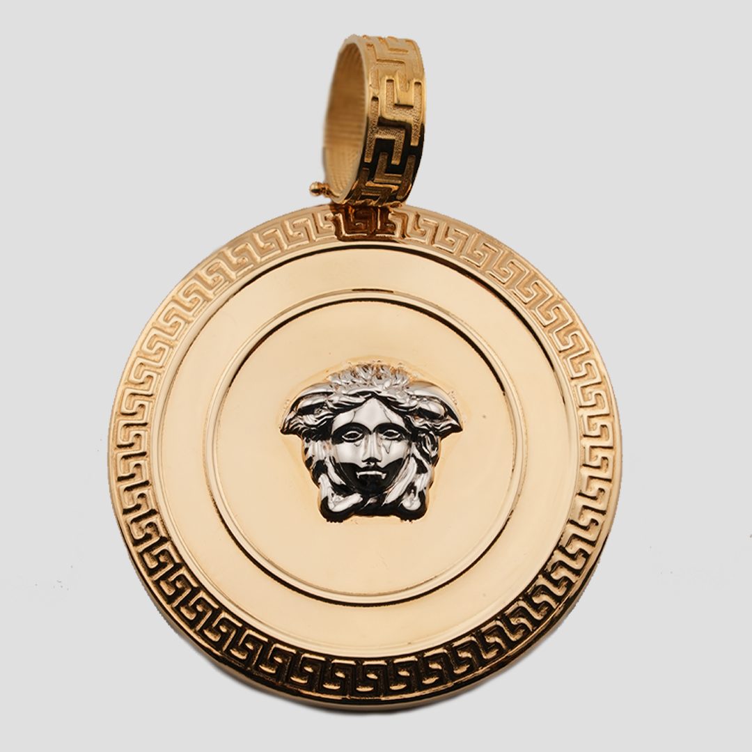18K Gold Pendant 