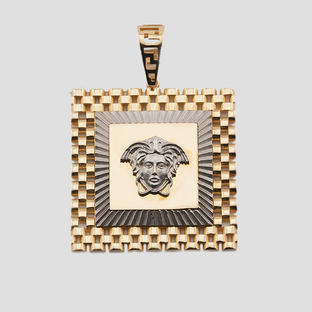 18K Gold Pendant 