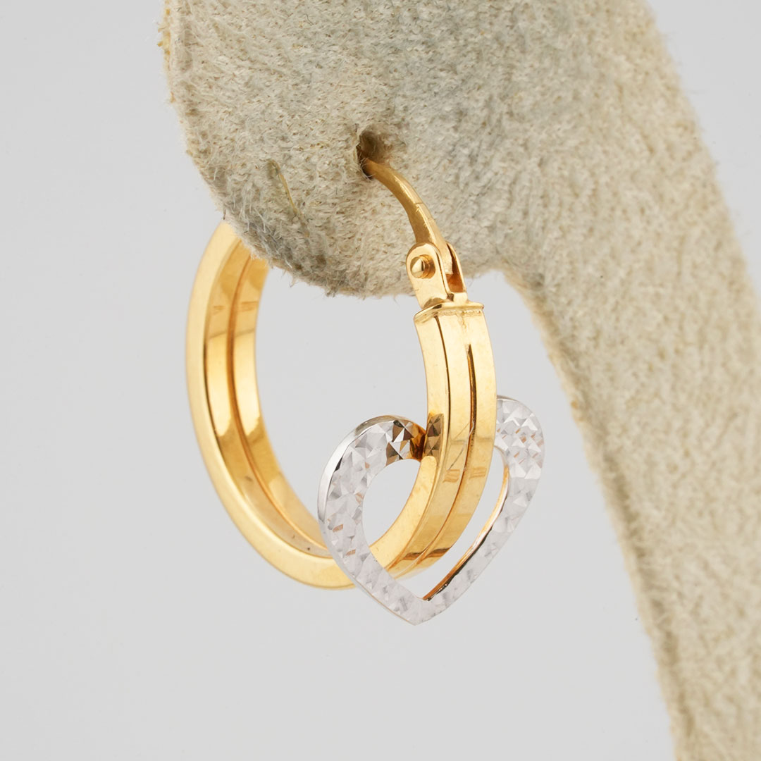 18K  gold earring