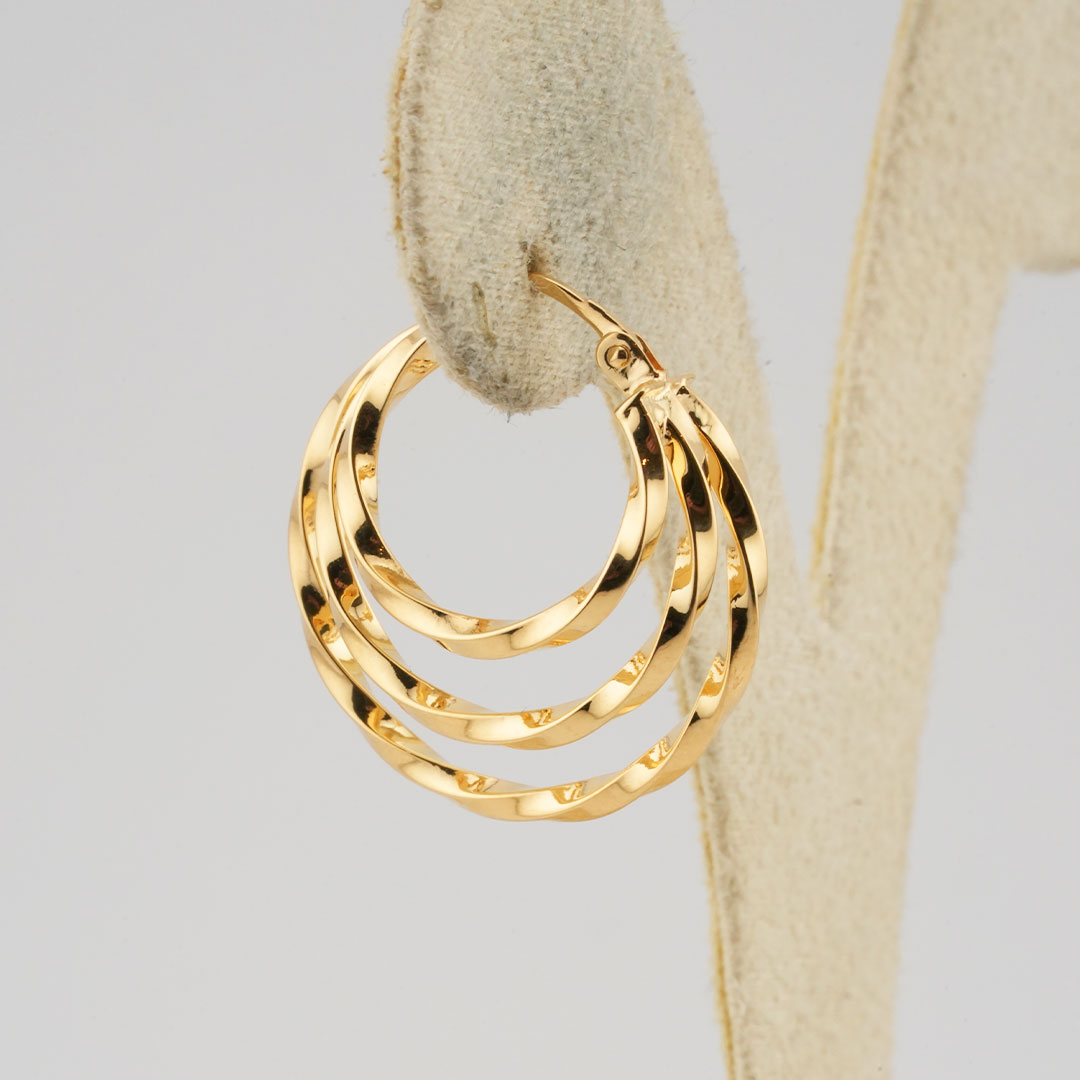 18K  gold earring