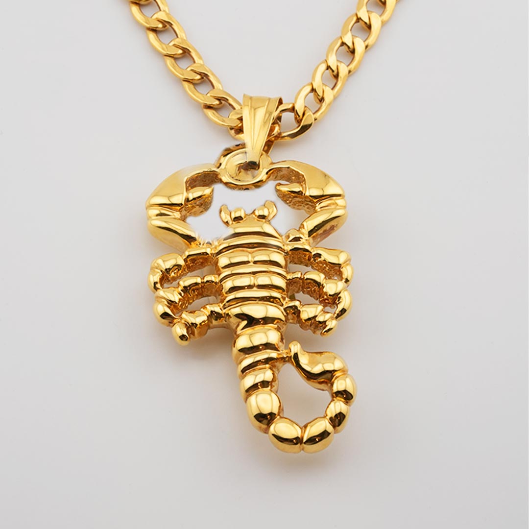 18K gold pendant