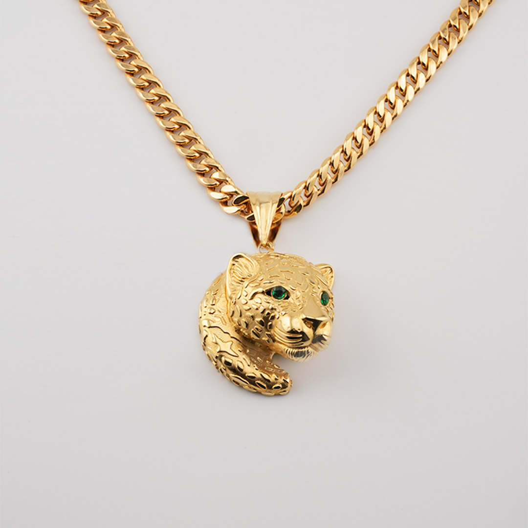18K gold pendant