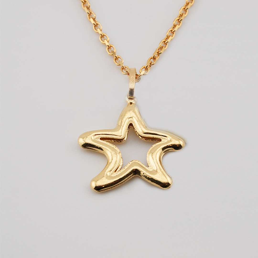 18K gold pendant