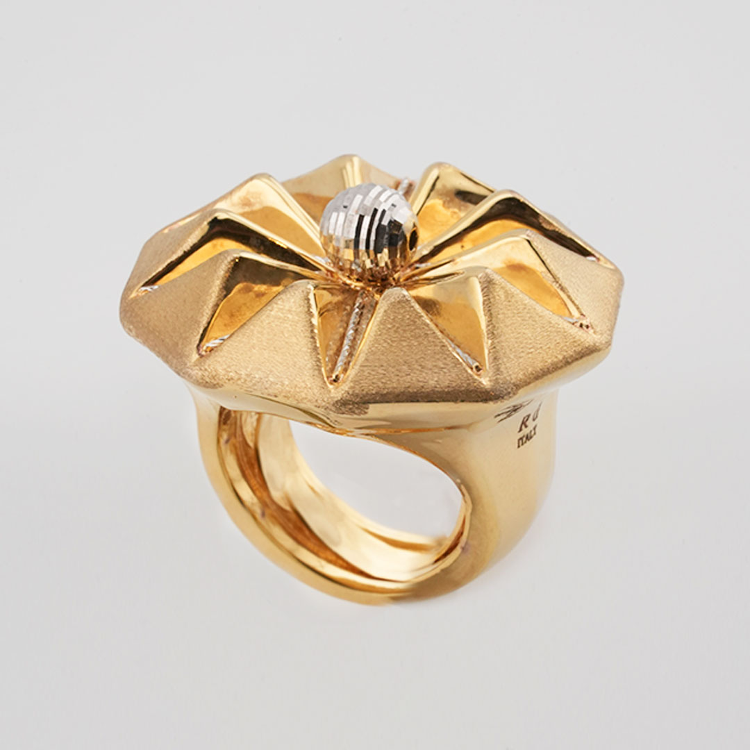 18K gold ring