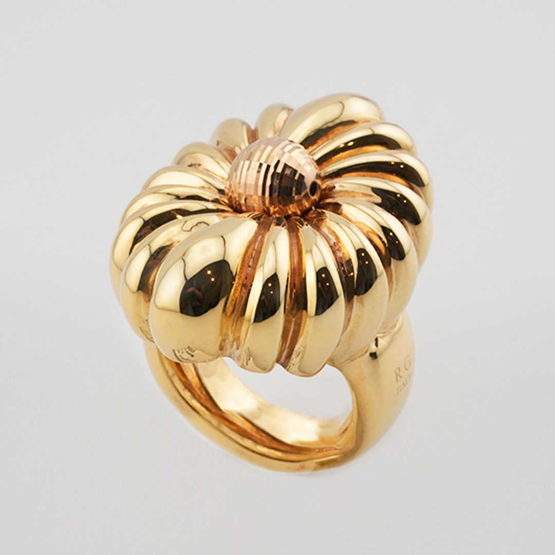18K gold ring