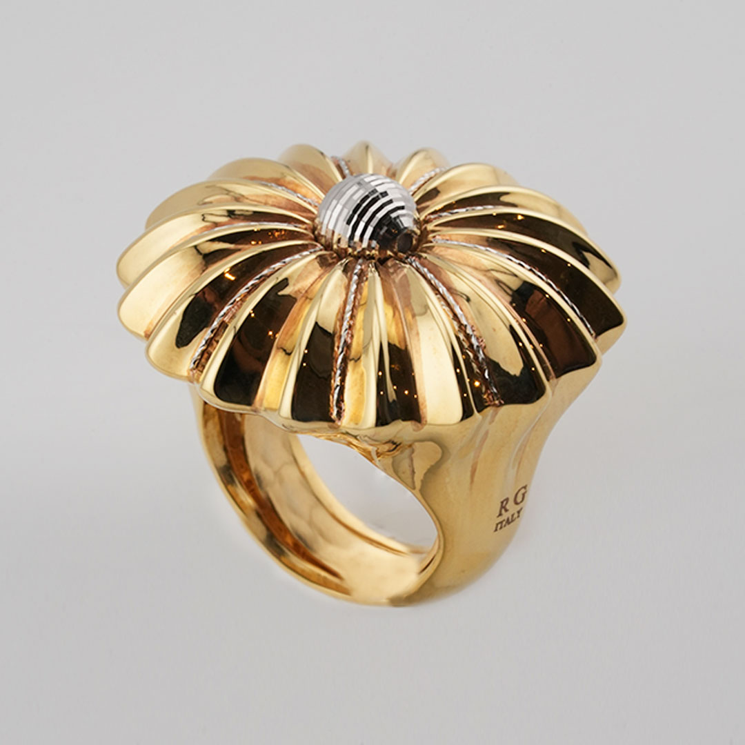 18K gold ring